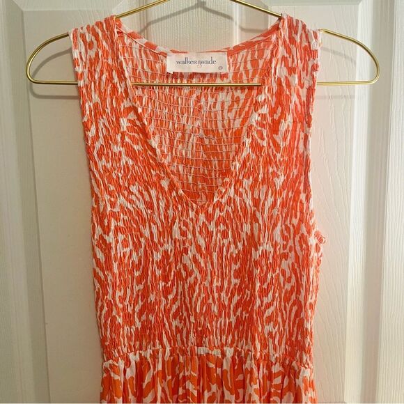 Elegant Pink and White Patterned Maxi Dress - Picture 7 of 11